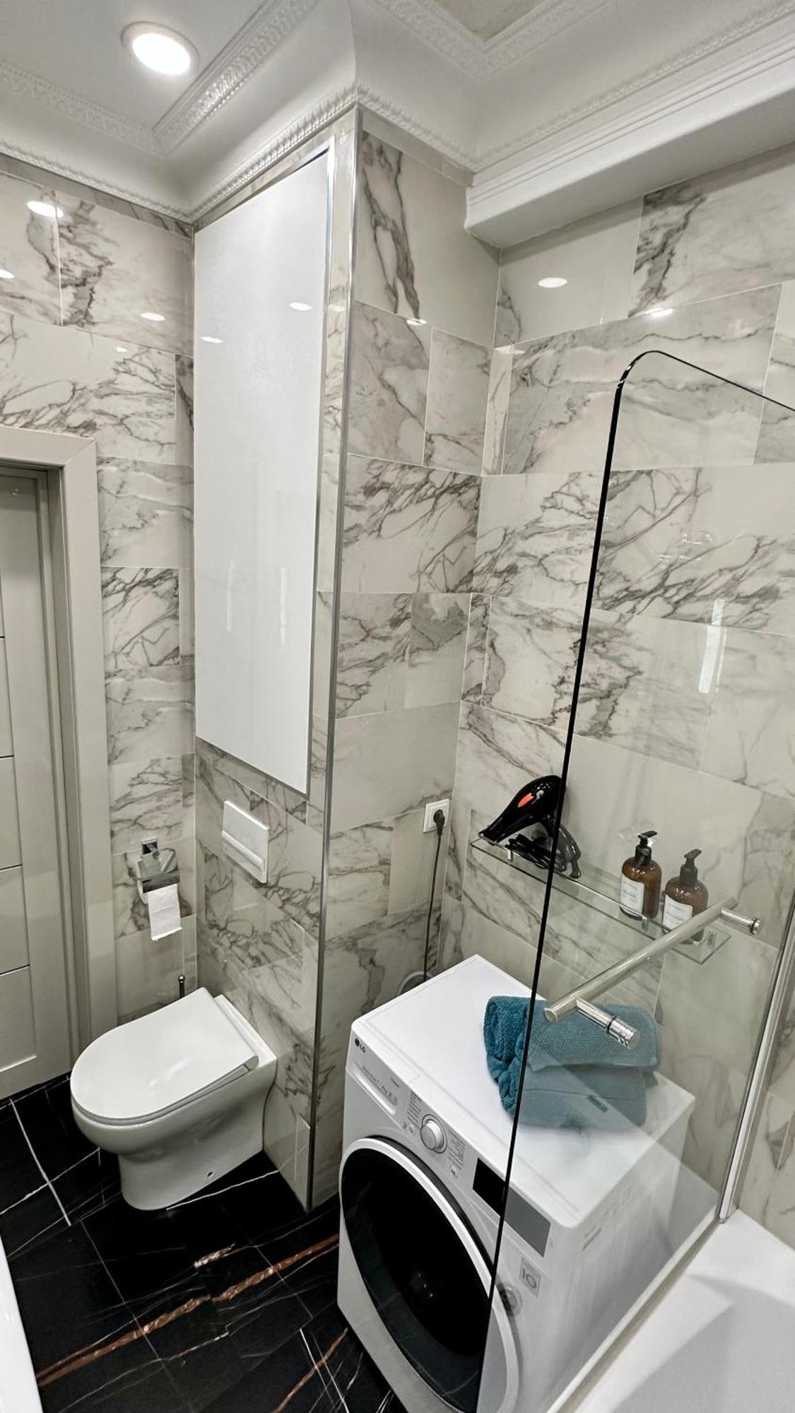 Logvinenko Apartment Bishkek Bagian luar foto
