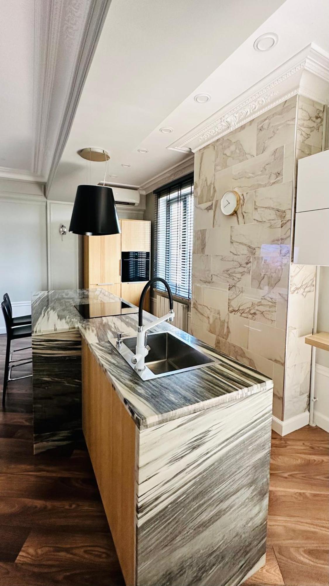 Logvinenko Apartment Bishkek Bagian luar foto